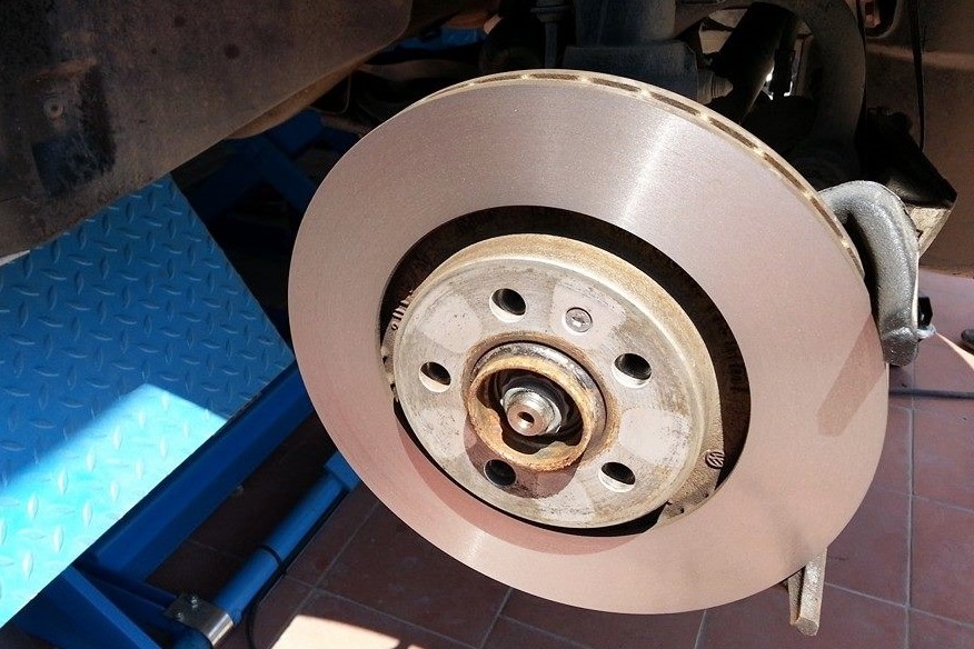 Kiểm tra hệ thống phanh Bảo dưỡng xe MG