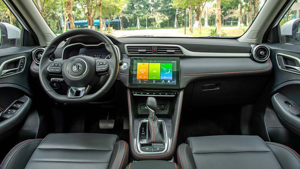 Mua xe MG ZS- Bàn giao xe